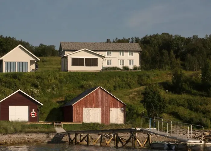 Little House Right By The Sea, Stunning View Сasa de vacaciones Rensa